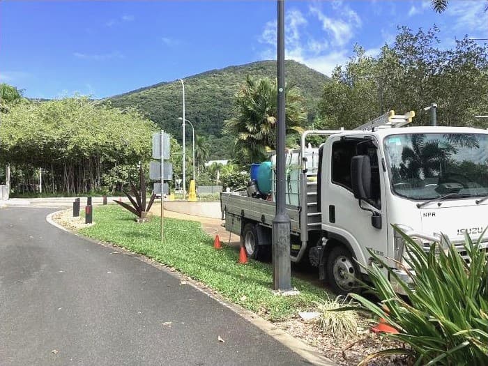 Recently pressure cleaned driveway in Cairns